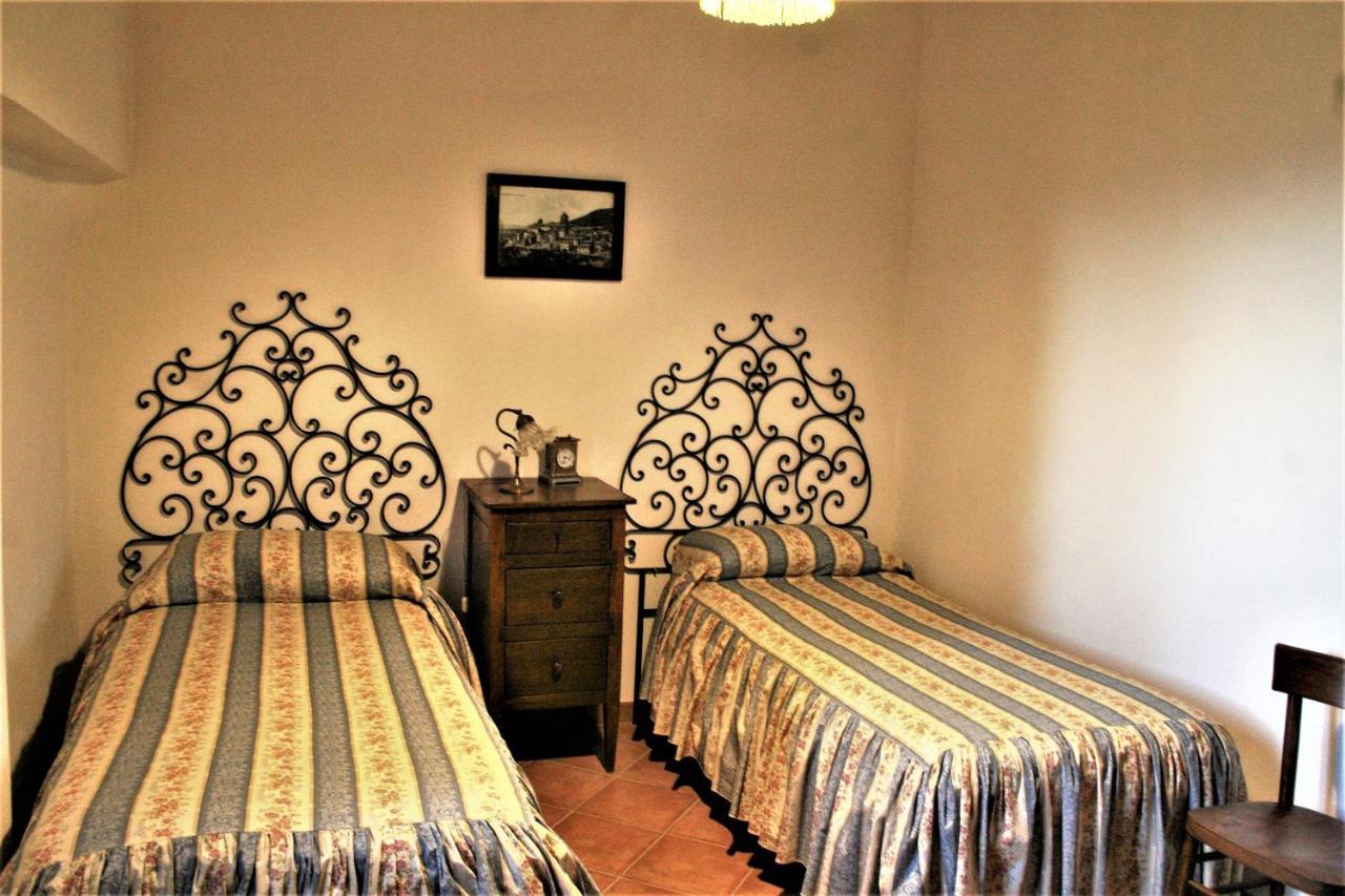 Ferienwohnung Antica Torre "La Casalta" Petroio Exterior foto